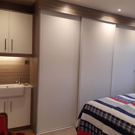 Smitten House 4 Bedroom Rhyl Esterno foto
