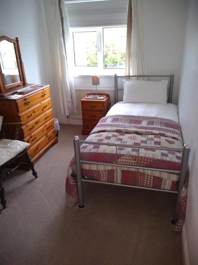 Smitten House 4 Bedroom Rhyl Esterno foto